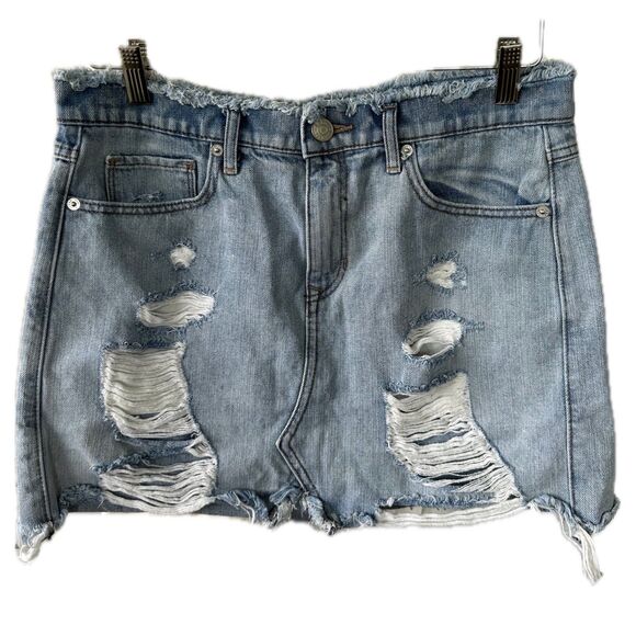Express Distressed Ripped Frayed Hem Light Wash Denim Jeans Mini Skirt 8 - Picture 1 of 6